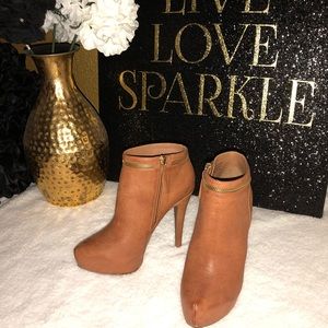 Zigi Soho tan ankle boots